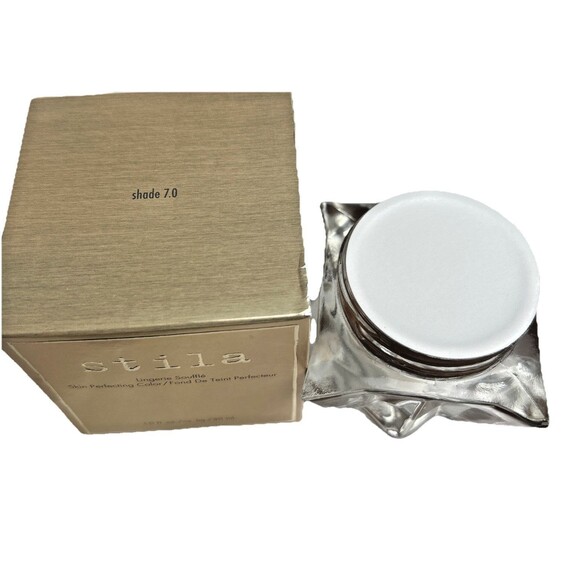 Stila Lingerie Souffle Skin Perfecting Color in Shade 7.0 - Picture 4 of 5